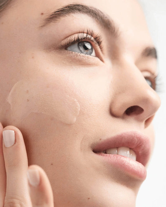 Great Skin, Great Cause: Limited-Edition Dramatically Different Lotion+ - US 5597