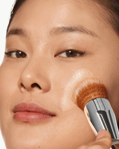 Foundation Buff Brush - US 3643